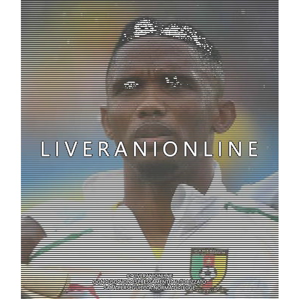 (140613) -- NATAL, June 13, 2014 () -- Cameroon\'s Samuel Eto\'o sings Cameroonian national anthem during a Group A match between Mexico and Cameroon of 2014 FIFA World Cup in the Estadio das Dunas Stadium in NATAL, Brazil, June 13, 2014. (/Guo Yong)(rh) ©photoshot/Agenzia Aldo Liverani sas - ITALY ONLY - EDITORIAL USE ONLY - Messico v Camerun partita del Gruppo A Coppa del Mondo FIFA 2014 in Estadio das Dunas Stadium a Natal, Brasile, 13 giugno 2014