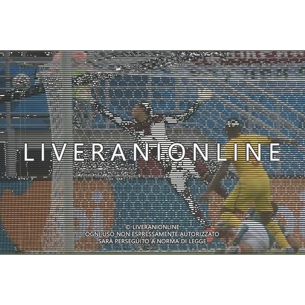 (140613) -- NATAL, June 13, 2014 () -- Mexico\'s gaolkeeper Guillermo Ochoa blocks the ball during a Group A match between Mexico and Cameroon of 2014 FIFA World Cup in the Estadio das Dunas Stadium in NATAL, Brazil, June 13, 2014. (/Guo Yong)(rh) ©photoshot/Agenzia Aldo Liverani sas - ITALY ONLY - EDITORIAL USE ONLY - Messico v Camerun partita del Gruppo A Coppa del Mondo FIFA 2014 in Estadio das Dunas Stadium a Natal, Brasile, 13 giugno 2014