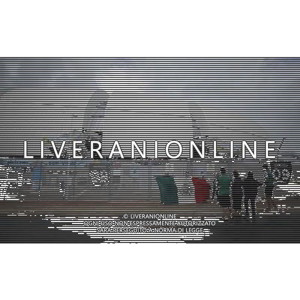 (140613) -- NATAL, June 13, 2014 () -- Mexico\'s football fans are about to enter the Estadio das Dunas Stadium where a Group A match between Mexico and Cameroon of 2014 FIFA World Cup will be held, in Natal, Brazil, June 13, 2014. (/Mauricio)(pcy) ©photoshot/Agenzia Aldo Liverani sas - ITALY ONLY - EDITORIAL USE ONLY - Messico v Camerun partita del Gruppo A Coppa del Mondo FIFA 2014 in Estadio das Dunas Stadium a Natal, Brasile, 13 giugno 2014