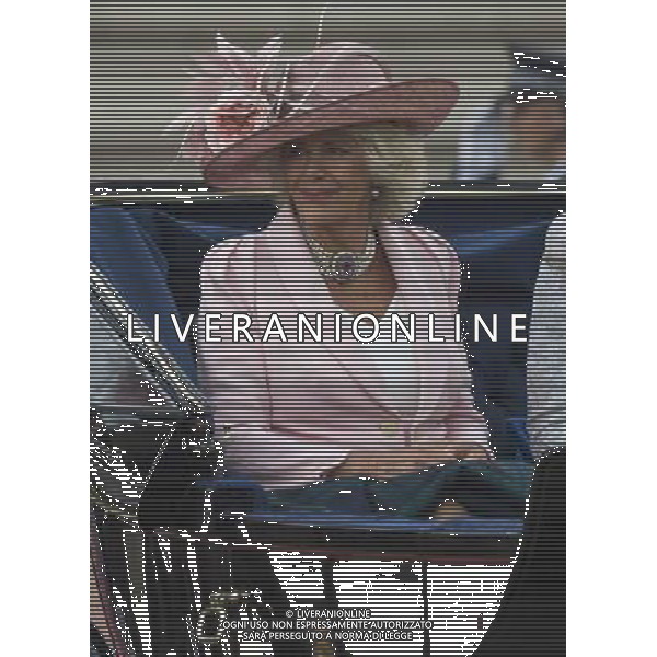 THE DUCHESS OF CORNWALL AND THE DUCHESS OF CAMBRIDGE PRINCE HARRY PRINCESS EUGENIE AND THE COUTESS OF WESSEX PTHE DUKE OF YOUR AND THE EARL OF WESSEX THE QUEEN AND MEMBERS OF THE ROYAL FAMILY ATTENDED TROOPING THE COLOUR AG ALDO LIVERANI SAS ONLY ITALY