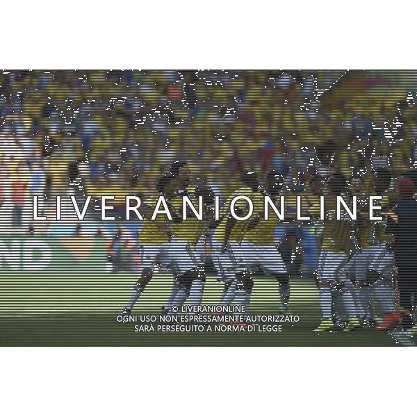 (140614) -- BELO HORIZONTE, June 14, 2014 () -- Colombia\'s players celebrate for the goal during a Group C match between Colombia and Greece of 2014 FIFA World Cup in the Estadio Mineirao Stadium in Belo Horizonte, Brazil, June 14, 2014. (/Qi Heng)(rh) ©PHOTOSHOT/Agenzia Aldo Liverani Sas - ITALY ONLY - EDITORIAL USE ONLY - Colombia Vs Grecia partita del Gruppo C Coppa del Mondo FIFA 2014 Mineirao stadio Estadio a Belo Horizonte, in Brasile 14 Giugno 2014