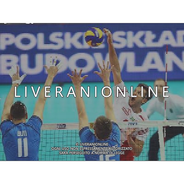 KATOWICE HALA SPODEK 13.06.2014 SIATKOWKA MEZCZYZNI FIVB LIGA SWIATOWA GRUPA A POLSKA - WLOCHY NZ SIMONE BUTI ( ITALY ) MICHELE BARANOWICZ ( ITALY ) MICHAL WINIARSKI ( POLSKA ) FOT MICHAL NOWAK / NEWSPIX.PL KATOWICE HALA SPODEK 13.06.2014 MEN VOLLEYBALL 2014 FIVB VOLLEYBALL WORLD LEAGUE POOL A POLAND - ITALY MICHAL NOWAK / NEWSPIX.PL --- Newspix.pl AG ALDO LIVERANI SAS ONLY ITALY *** Local Caption *** www.newspix.pl mail us: info@newspix.pl call us: 0048 022 23 22 222 --- Polish Picture Agency by Ringier Axel Springer Poland