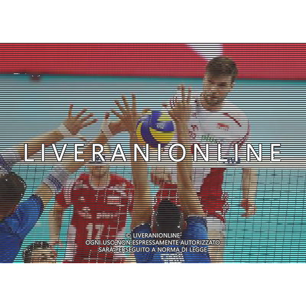 KATOWICE HALA SPODEK 13.06.2014 SIATKOWKA MEZCZYZNI FIVB LIGA SWIATOWA GRUPA A POLSKA - WLOCHY NZ ANDRZEJ WRONA ( POLSKA ) GIULIO SABBI ( ITALY ) FOT MICHAL NOWAK / NEWSPIX.PL KATOWICE HALA SPODEK 13.06.2014 MEN VOLLEYBALL 2014 FIVB VOLLEYBALL WORLD LEAGUE POOL A POLAND - ITALY MICHAL NOWAK / NEWSPIX.PL --- Newspix.pl AG ALDO LIVERANI SAS ONLY ITALY *** Local Caption *** www.newspix.pl mail us: info@newspix.pl call us: 0048 022 23 22 222 --- Polish Picture Agency by Ringier Axel Springer Poland