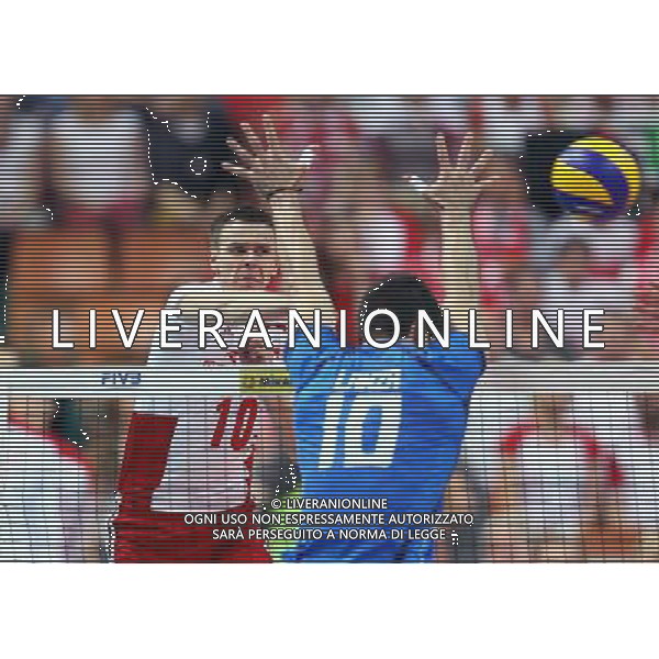 KATOWICE HALA SPODEK 13.06.2014 SIATKOWKA MEZCZYZNI FIVB LIGA SWIATOWA GRUPA A POLSKA - WLOCHY NZ MARIUSZ WLAZLY ( POLSKA ) FILIPPO LANZA ( ITALY ) FOT MICHAL NOWAK / NEWSPIX.PL KATOWICE HALA SPODEK 13.06.2014 MEN VOLLEYBALL 2014 FIVB VOLLEYBALL WORLD LEAGUE POOL A POLAND - ITALY MICHAL NOWAK / NEWSPIX.PL --- Newspix.pl AG ALDO LIVERANI SAS ONLY ITALY *** Local Caption *** www.newspix.pl mail us: info@newspix.pl call us: 0048 022 23 22 222 --- Polish Picture Agency by Ringier Axel Springer Poland