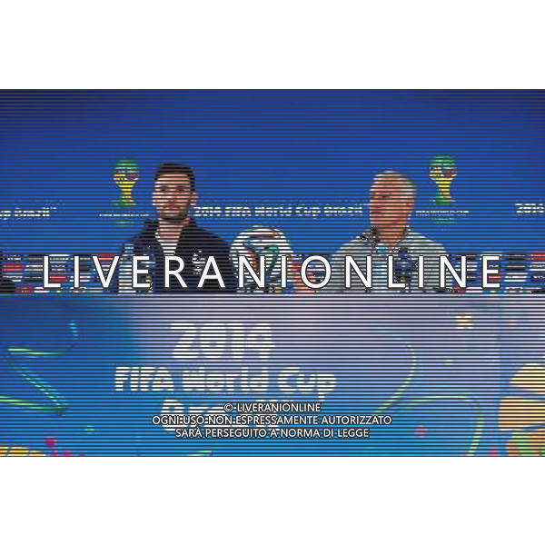 Hugo LLORIS / Didier DESCHAMPS - 14.06.2014 - Conference de presse -Equipe de France - Ribeirao Preto Photo : Dave Winter / Icon Sport AG ALDO LIVERANI SAS ONLY ITALY