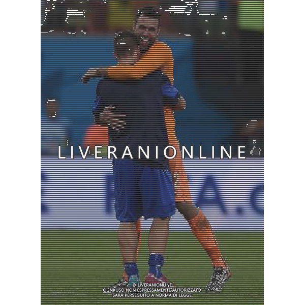 FIFA World Cup Brasile 2014 Gruppo D Manaus - 14.06.2014 Inghilterra-Italia Nella Foto:abbraccio sirigu verratti /Ph.Vitez-Ag. Aldo Liverani