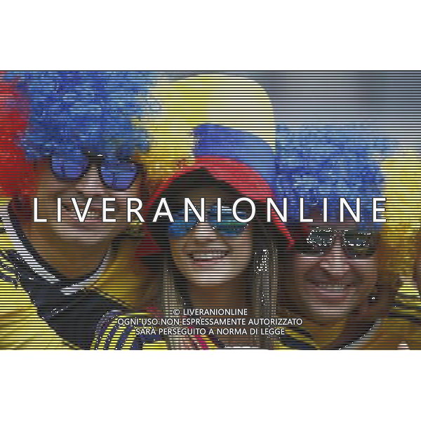 (140614) -- BELO HORIZONTE, June 14, 2014 () ®C Colombia\'s fans pose before a Group C match between Colombia and Greece of 2014 FIFA World Cup at the Estadio Mineirao Stadium in Belo Horizonte, Brazil, June 14, 2014. (/Liu Bin)(pcy) ©PHOTOSHOT/Agenzia Aldo Liverani sas - ITALY ONLY - EDITORIAL USE ONLY - Colombia Vs Grecia partita del Gruppo C Coppa del Mondo FIFA 2014 Mineirao stadio Estadio a Belo Horizonte, in Brasile 14 Giugno 2014
