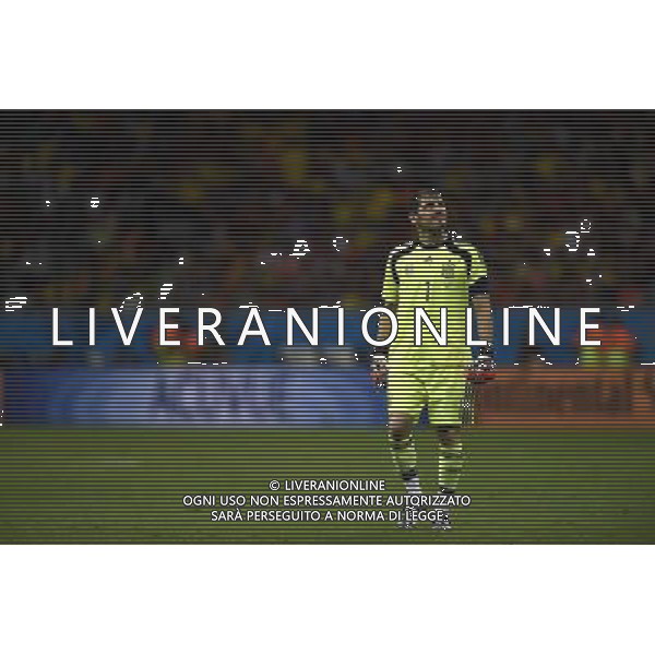 (140613) -- SALVADOR, June 13, 2014 () -- Spain\'s goalkeeper Iker Casillas reacts at the Arena Fonte Nova Stadium during a Group B match between Spain and Netherlands of 2014 FIFA World Cup in Salvador, Brazil, June 13, 2014. Netherlands won 5-1 over Spain on Friday. (/Yang Lei) ©PHOTOSHOT/Agenzia Aldo Liverani sas - ITALY ONLY - EDITORIAL USE ONLY - Spagna Vs Olanda partita del Gruppo B Coppa del Mondo FIFA 2014 in Salvador, in Brasile, 13 giugno 2014