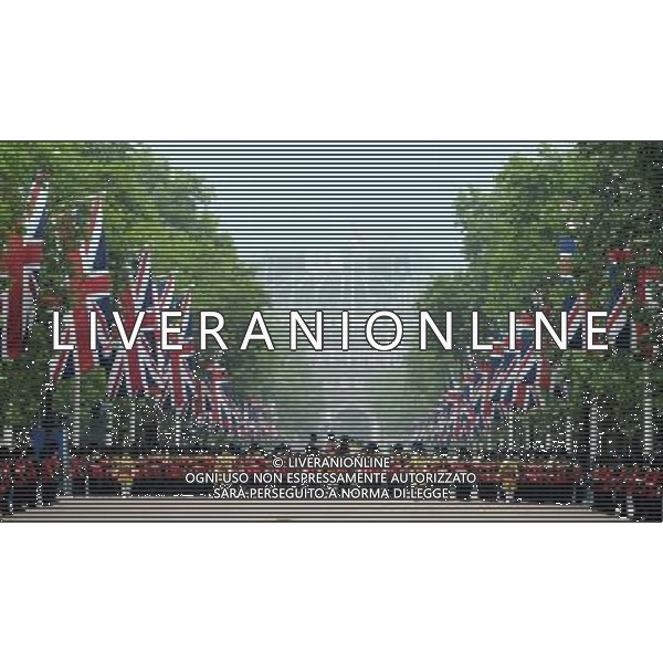 Atmosphere - At the Trooping of the Colour. Trooping the Colour ceremony, London, UK, 14th April 2014 ©PHOTOSHOT/Agenzia Aldo Liverani Sas - ITALY ONLY - EDITORIAL USE ONLY