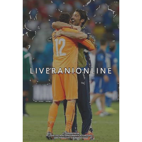 (140614) -- MANAUS, June 14, 2014 () -- Italy\'s goalkeeper Salvatore Sirigu (L) celebrates the victory with Gianluigi Buffon after a Group D match between England and Italy of 2014 FIFA World Cup in the Arena Amazonia Stadium in Manaus, Brazil, June 14, 2014. Italy won 2-1 over England on Saturday.(/Wang Lili)(rh) AG ALDOL IVERANI SAS ONLY ITALY