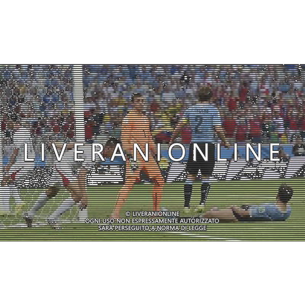 (140614) -- FORTALEZA, June 14, 2014 () -- Costa Rica\'s Oscar Duarte (L, front) celebrates his goal during a Group D match between Uruguay and Costa Rica of 2014 FIFA World Cup at the Estadio Castelao Stadium in Fortaleza, Brazil, June 14, 2014. (/Lui Siu Wai)(pcy) AG ALDO LIVERANI SAS ONLY ITALY