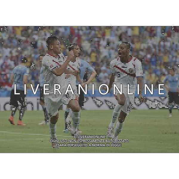 (140614) -- FORTALEZA, June 14, 2014 () -- Costa Rica\'s Oscar Duarte (L) celebrates for his goal during a Group D match between Uruguay and Costa Rica of 2014 FIFA World Cup at the Estadio Castelao Stadium in Fortaleza, Brazil, June 14, 2014. (/Lui Siu Wai)(pcy) AG ALDO LIVERANI SAS ONLY ITALY