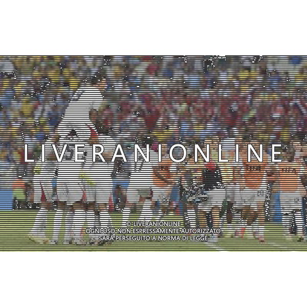 (140614) -- FORTALEZA, June 14, 2014 () -- Costa Rica\'s players celebrate the goal of Oscar Duarte during a Group D match between Uruguay and Costa Rica of 2014 FIFA World Cup at the Estadio Castelao Stadium in Fortaleza, Brazil, June 14, 2014. (/Lui Siu Wai)(pcy) AG ALDO LIVERANI SAS ONLY ITALY