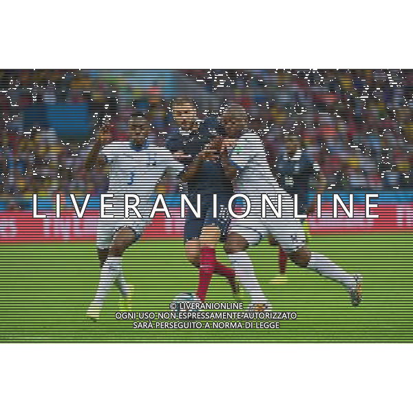 Karim BENZEMA / Maynor FIGUEROA / Osman CHAVEZ - 15.06.2014 - France / Honduras - Coupe du Monde 2014 - Photo : Dave Winter / Icon Sport /Agenzia Aldo Liverani sas - ONLY ITALY - Francia - Honduras Coppa del Mondo FIFA BRASILE 2014