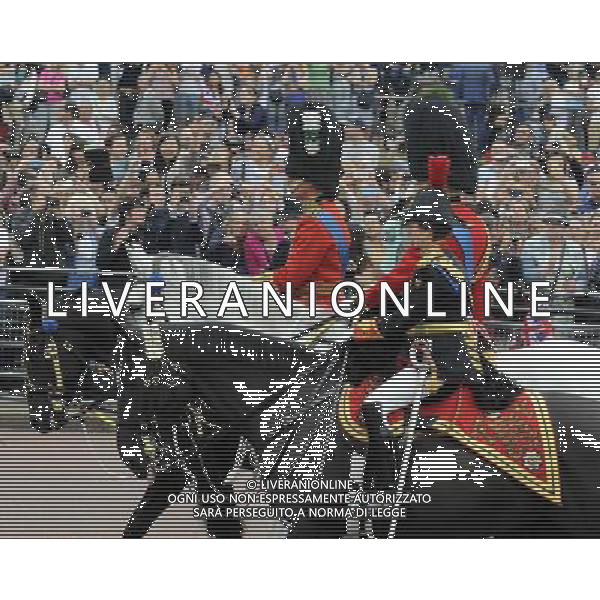 Atmosphere - At the Trooping of the Colour for the Queens Birthday. Trooping the Colour ceremony, London, UK, 14th April 2014 ©PHOTOSHOT/Agenzia Aldo Liverani sas - ITALY ONLY - EDITORIAL USE ONLY - REALI INGLESI: La Regina Elisabetta II d\'inghilterra con i membri della famiglia reale al Trooping the Colour, la parata annuale del Compleanno della regina con partenza da Buckingham Palace a Londra