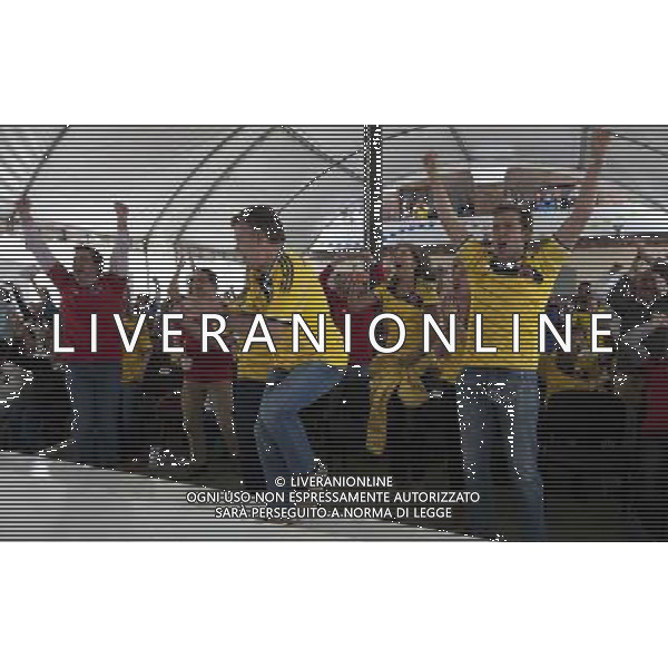 (140614) -- BOGOTA, June 14, 2014 () -- Colombian President and presidential candidate Juan Manuel Santos (C, front) celebrates a Colombia\'s goal during a Group C match of 2014 FIFA World Cup between Colombia and Greece, in Bogota, capital of Colombia, on June 14, 2014. Colombia won 3-0 over Greece on Saturday.(/COLPRENSA)(pcy) ©PHOTOSHOT/Agenzia Aldo Liverani sas - ITALY ONLY - EDITORIAL USE ONLY - Colombia Vs Grecia partita del Gruppo C Coppa del Mondo FIFA 2014 Mineirao stadio Estadio a Belo Horizonte, in Brasile 14 Giugno 2014