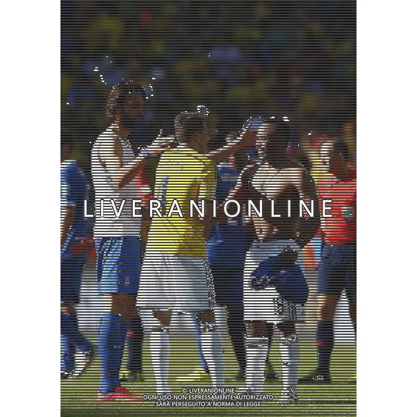 (140614) -- BELO HORIZONTE, June 14, 2014 () -- Colombia\'s Santiago Arias (C) celebrates with his teammate Camilo Zuniga (R) after a Group C match between Colombia and Greece of 2014 FIFA World Cup at the Estadio Mineirao Stadium in Belo Horizonte, Brazil, June 14, 2014. Colombia won 3-0 over Greece on Saturday. (/Liu Bin)(pcy) ©PHOTOSHOT/Agenzia Aldo Liverani sas - ITALY ONLY - EDITORIAL USE ONLY - Colombia Vs Grecia partita del Gruppo C Coppa del Mondo FIFA 2014 Mineirao stadio Estadio a Belo Horizonte, in Brasile 14 Giugno 2014