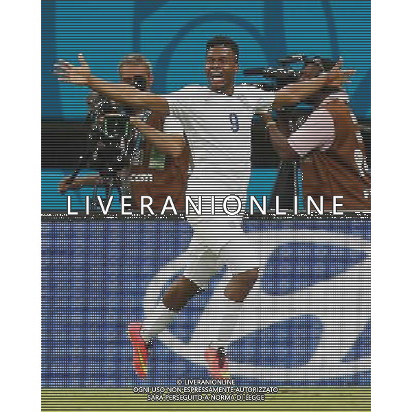 (140614) -- MANAUS, June 14, 2014 () -- England\'s Daniel Sturridge celebrates the goal during a Group D match between England and Italy of 2014 FIFA World Cup in the Arena Amazonia Stadium in Manaus, Brazil, June 14, 2014. (/Wang Lili)(rh) ©PHOTOSHOT/Agenzia Aldo Liverani sas - ITALY ONLY - EDITORIAL USE ONLY - Italia - Inghilterra partita del Gruppo D coppa del mondo 2014 FIFA World Cup Stadio all\'Arena Amazzonia a Manaus, Brasile, 14 giugno 2014