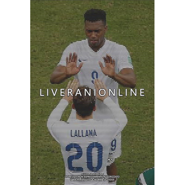 (140614) -- MANAUS, June 14, 2014 () -- Endland\'s Adam Lallana (front) substitutes Daniel Sturridge during a Group D match between England and Italy of 2014 FIFA World Cup at the Arena Amazonia Stadium in Manaus, Brazil, June 14, 2014. Italy won 2-1 over England on Saturday. (/Liao Yujie)(pcy) ©PHOTOSHOT/Agenzia Aldo Liverani sas - ITALY ONLY - EDITORIAL USE ONLY - Italia - Inghilterra partita del Gruppo D coppa del mondo 2014 FIFA World Cup Stadio all\'Arena Amazzonia a Manaus, Brasile, 14 giugno 2014