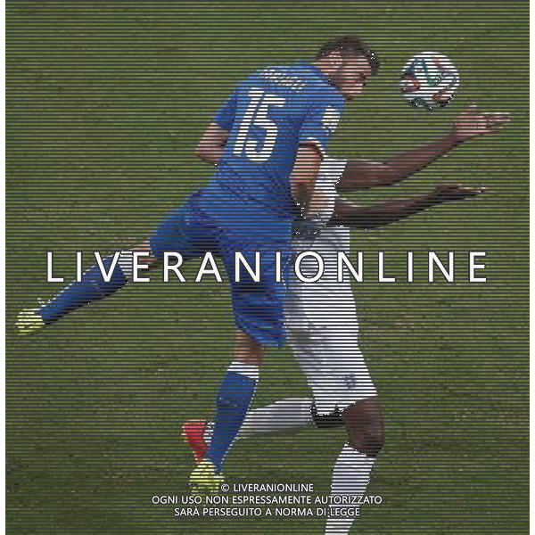 (140614) -- MANAUS, June 14, 2014 () -- Italy\'s Andrea Barzagli (L) competes for a headball during a Group D match between England and Italy of 2014 FIFA World Cup at the Arena Amazonia Stadium in Manaus, Brazil, June 14, 2014. Italy won 2-1 over England on Saturday. (/Liao Yujie)(pcy) ©PHOTOSHOT/Agenzia Aldo Liverani sas - ITALY ONLY - EDITORIAL USE ONLY - Italia - Inghilterra partita del Gruppo D coppa del mondo 2014 FIFA World Cup Stadio all\'Arena Amazzonia a Manaus, Brasile, 14 giugno 2014