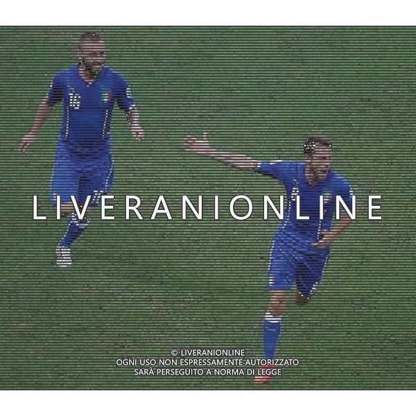 (140614) -- MANAUS, June 14, 2014 () -- Italy\'s Claudio Marchisio (R) celebrates for his goal during a Group D match between England and Italy of 2014 FIFA World Cup at the Arena Amazonia Stadium in Manaus, Brazil, June 14, 2014. (/Liao Yujie)(pcy) ©PHOTOSHOT/Agenzia Aldo Liverani sas - ITALY ONLY - EDITORIAL USE ONLY - Italia - Inghilterra partita del Gruppo D coppa del mondo 2014 FIFA World Cup Stadio all\'Arena Amazzonia a Manaus, Brasile, 14 giugno 2014