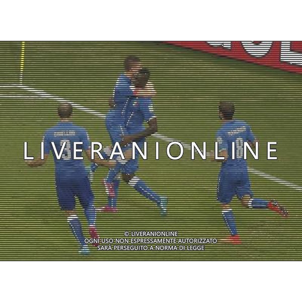 (140614) -- MANAUS, June 14, 2014 () -- Italy\'s Mario Balotelli (2nd R) celebrates for his goal with his teammates during a Group D match between England and Italy of 2014 FIFA World Cup at the Arena Amazonia Stadium in Manaus, Brazil, June 14, 2014. (/Liao Yujie)(pcy) ©PHOTOSHOT/Agenzia Aldo Liverani sas - ITALY ONLY - EDITORIAL USE ONLY - Italia - Inghilterra partita del Gruppo D coppa del mondo 2014 FIFA World Cup Stadio all\'Arena Amazzonia a Manaus, Brasile, 14 giugno 2014