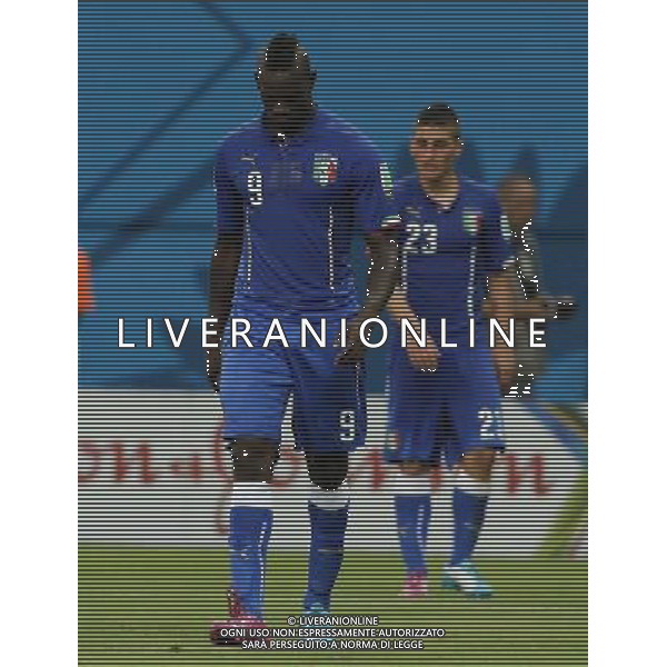 (140614) -- MANAUS, June 14, 2014 () -- Italy\'s Mario Balotelli reacts during a Group D match between England and Italy of 2014 FIFA World Cup in the Arena Amazonia Stadium in Manaus, Brazil, June 14, 2014. (/Zhou Lei)(rh) ©PHOTOSHOT/Agenzia Aldo Liverani sas - ITALY ONLY - EDITORIAL USE ONLY - Italia - Inghilterra partita del Gruppo D coppa del mondo 2014 FIFA World Cup Stadio all\'Arena Amazzonia a Manaus, Brasile, 14 giugno 2014