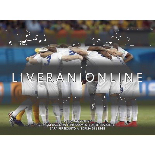 (140614) -- MANAUS, June 14, 2014 () -- England\'s players prepare for a Group D match between England and Italy of 2014 FIFA World Cup in the Arena Amazonia Stadium in Manaus, Brazil, June 14, 2014. (/Wang Lili)(rh) ©PHOTOSHOT/Agenzia Aldo Liverani sas - ITALY ONLY - EDITORIAL USE ONLY - Italia - Inghilterra partita del Gruppo D coppa del mondo 2014 FIFA World Cup Stadio all\'Arena Amazzonia a Manaus, Brasile, 14 giugno 2014