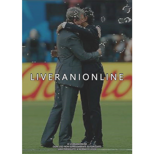 (140614) -- MANAUS, June 14, 2014 () -- England\'s coach Roy Hodgson (L) hugs Italy\'s coach Cesare Prandelli during a Group D match between England and Italy of 2014 FIFA World Cup in the Arena Amazonia Stadium in Manaus, Brazil, June 14, 2014. (/Wang Lili)(rh) ©PHOTOSHOT/Agenzia Aldo Liverani sas - ITALY ONLY - EDITORIAL USE ONLY - Italia - Inghilterra partita del Gruppo D coppa del mondo 2014 FIFA World Cup Stadio all\'Arena Amazzonia a Manaus, Brasile, 14 giugno 2014