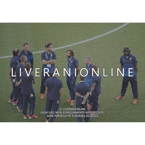 (140614) -- MANAUS, June 14, 2014 () -- Italy\'s players are seen on the field before a Group D match between England and Italy of 2014 FIFA World Cup at the Arena Amazonia Stadium in Manaus, Brazil, June 14, 2014. (/Liao Yujie)(pcy) ©PHOTOSHOT/Agenzia Aldo Liverani sas - ITALY ONLY - EDITORIAL USE ONLY - Italia - Inghilterra partita del Gruppo D coppa del mondo 2014 FIFA World Cup Stadio all\'Arena Amazzonia a Manaus, Brasile, 14 giugno 2014