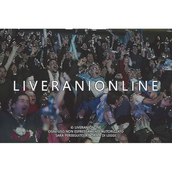 (140615) -- BUENOS AIRES, June 15, 2014 () -- Argentina\'s fans react to a goal while watching a Group F match of 2014 Brazil FIFA World Cup between Argentina and Bosnia and Herzegovina, in Buenos Aires, capital of Argentina, on June 15, 2014. Argentina won 2-1 over Bosnia and Herzegovina on Sunday. (/Martin Zabala) (pcy) ©PHOTOSHOT/Agenzia Aldo Liverani sas - ITALY ONLY - EDITORIAL USE ONLY - Argentina Bosnia-Erzegovina partita del Gruppo F Coppa del mondo FIFA 2014 Stadio Maracana\' Estadio a Rio de Janeiro, in Brasile, 15 giugno 2014.