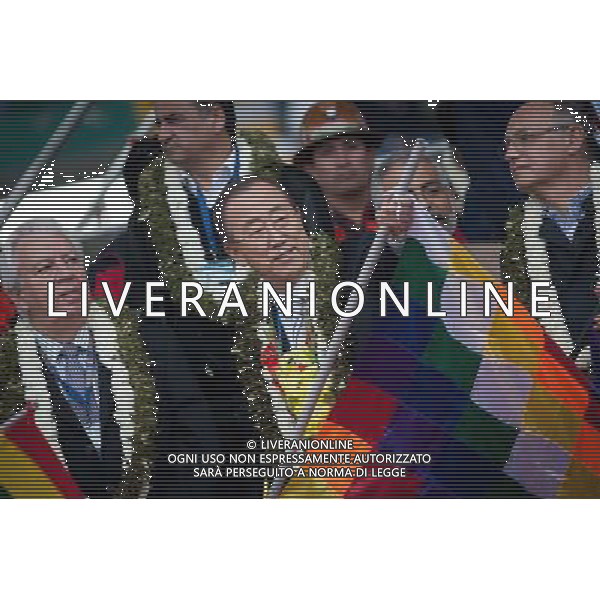 BO22 (140614) -- SANTA CRUZ, junio 14, 2014 (Xinhua) -- el presidente de la Organización de las Naciones Unidas (ONU, Ban Ki-moon (c), participan en un evento previo a la apertura de la Cumbre G77+China, en el Estadio \'Ramón Tahiuchi Aguilera\', en Santa Cruz, Bolivia, el 14 de junio de 2014. El sábado se inaugura la Cumbre del G77+China que prevé aprobar un documento de más de 200 puntos, base de debate en la Organización de las Naciones Unidas (ONU) en 2015 para definir los próximos desafíos de desarrollo. (Xinhua/Pedro Mera) (pm) ©PHOTOSHOT/Agenzia Aldo Liverani sas - ITALY ONLY - EDITORIAL USE ONLY - Vertice Cina + G77 a Santa Cruz, in Bolivia, il 15 giugno 2014
