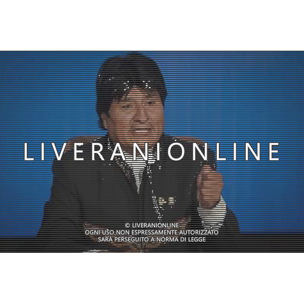(140616) -- SANTA CRUZ, June 16, 2014 () -- Bolivian President Evo Morales takes part in a press conference after the G77+China summit, in the Santa Cruz Exhibition Fair (FEXPOCRUZ, its acronym in Spanish), in Santa Cruz, Bolivia, June 15, 2014. (/Pedro Mera)(ctt) ©PHOTOSHOT/Agenzia Aldo Liverani sas - ITALY ONLY - EDITORIAL USE ONLY - Vertice Cina + G77 a Santa Cruz, in Bolivia, il 15 giugno 2014