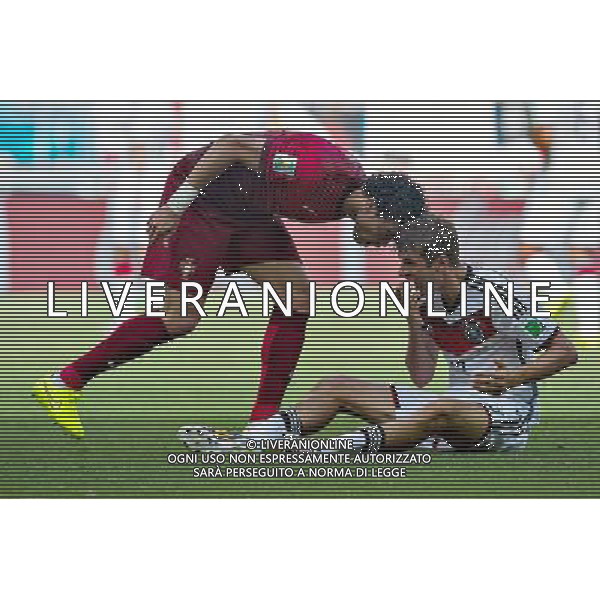 firo : 16.06.2014 Fu§ball, Fussball, WM 2014 Brasilien, Weltmeisterschaft 2014 Brasilien, Football World Championships Brazil 2014, 2014 FIFA WORLD CUP BRAZIL,Brasil,Bresil, Deutschland , Germany , GER - Portugal . Streit GEstik €rger Pepe droht Thomas MŸller und sieht die rote Karte Witz Humor $worldrights Es gelten unsere AGB, einsehbar auf www.firosportphoto.de $ONLY FOR USE IN GERMANY !!! Photo : mexsport copyright by firo sportphoto: Coesfelder Str.207 48249 DŸlmen www.firosportphoto.de / GES Sportphoto/ mail@firosportphoto.de (V o l k s b a n k B o c h u m - W i t t e n ) BLZ.: 430 601 29 Kt. Nr.: 341 117 100 Tel:Ê 02594 - 9916004 Fax:Ê02594 - 9916005 ag aldo liverani sas only italy