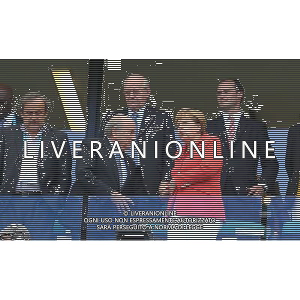 firo : 16.06.2014 Fu§ball, Fussball, WM 2014 Brasilien, Weltmeisterschaft 2014 Brasilien, Football World Championships Brazil 2014, 2014 FIFA WORLD CUP BRAZIL,Brasil,Bresil, GER, Deutschland - POR, Portugal BLATTER und MERKEL $worldrights Es gelten unsere AGB, einsehbar auf www.firosportphoto.de copyright by firo sportphoto: Coesfelder Str.207 48249 DŸlmen www.firosportphoto.de / GES Sportphoto/ mail@firosportphoto.de (V o l k s b a n k B o c h u m - W i t t e n ) BLZ.: 430 601 29 Kt. Nr.: 341 117 100 Tel:Ê 02594 - 9916004 Fax:Ê02594 - 9916005 ag aldo liverani sas only italy