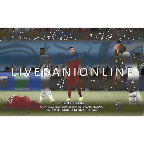 (140616) -- NATAL, June 16, 2014 () -- Ghana\'s Andre Ayew (R) reacts during a Group G match between Ghana and U.S. of 2014 FIFA World Cup at the Estadio das Dunas Stadium in Natal, Brazil, June 16, 2014. (/Lui Siu Wai)(pcy) AG ALDO LIVERANI SAS ONLY ITALY