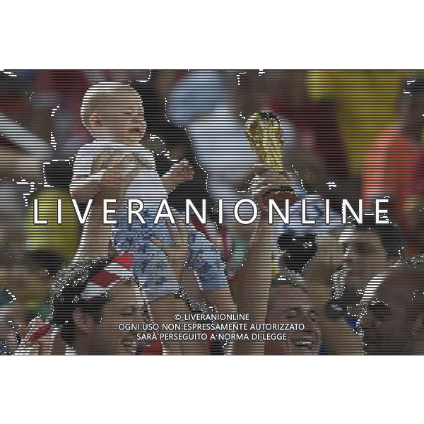 (140616) -- NATAL, June 16, 2014 () -- A baby held by fans of U.S. reacts during a Group G match between Ghana and U.S. of 2014 FIFA World Cup at the Estadio das Dunas Stadium in Natal, Brazil, June 16, 2014. (/Lui Siu Wai)(pcy) AG ALDO LIVERANI SAS ONLY ITALY