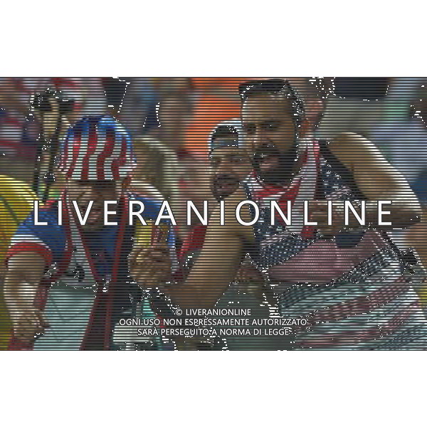 (140616) -- NATAL, June 16, 2014 () -- Fans of U.S. cheer for their team during a Group G match between Ghana and U.S. of 2014 FIFA World Cup at the Estadio das Dunas Stadium in Natal, Brazil, June 16, 2014. (/Guo Yong)(rh) AG ALDO LIVERANI SAS ONLY ITALY