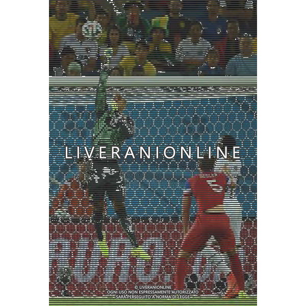 (140616) -- NATAL, June 16, 2014 () -- Ghana\'s goalkeeper Adam Larsen Kwarasey blocks the ball during a Group G match between Ghana and U.S. of 2014 FIFA World Cup at the Estadio das Dunas Stadium in Natal, Brazil, June 16, 2014. (/Guo Yong)(rh) AG ALDO LIVERANI SAS ONLY ITALY