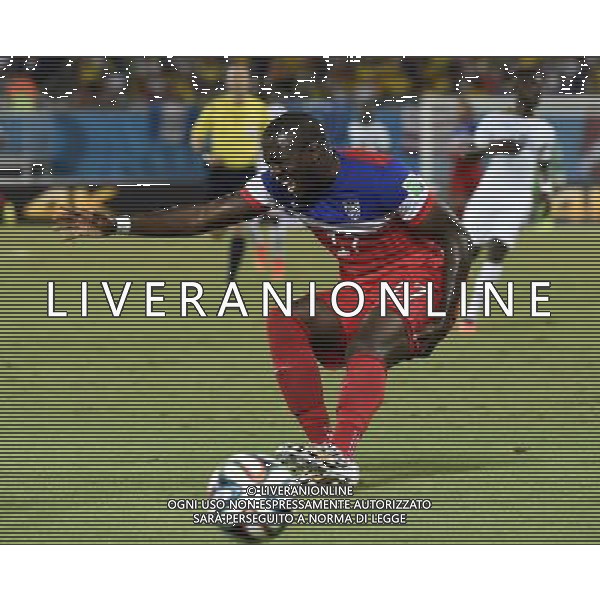 (140616) -- NATAL, June 16, 2014 () -- Jozy Altidore of U.S. gets injured during a Group G match between Ghana and U.S. of 2014 FIFA World Cup at the Estadio das Dunas Stadium in Natal, Brazil, June 16, 2014. (/Lui Siu Wai)(pcy) AG ALDO LIVERANI SAS ONLY ITALY