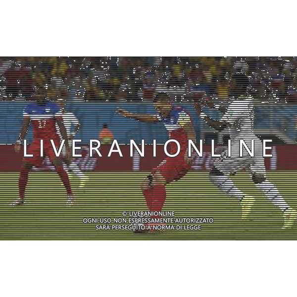 (140616) -- NATAL, June 16, 2014 () -- Clint Dempsey of U.S. scores a goal during a Group G match between Ghana and U.S. of 2014 FIFA World Cup at the Estadio das Dunas Stadium in Natal, Brazil, June 16, 2014. (/Lui Siu Wai)(pcy) AG ALDO LIVERANI SAS ONLY ITALY