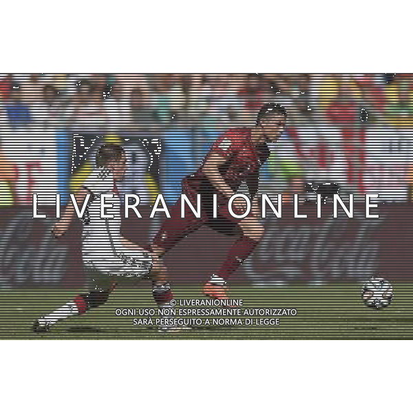 (140616) -- SALVADOR, June 16, 2014 () -- Germany\'s Philipp Lahm vies with Portugal\'s Cristiano Ronaldo during a Group G match between Germany and Portugal of 2014 FIFA World Cup at the Arena Fonte Nova Stadium in Salvador, Brazil, June 16, 2014. Germany won 4-0 over Portugal on Monday.(/Qi Heng)(rh) AG ALDO LIVERANI SAS ONLY ITALY