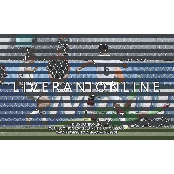 (140616) -- SALVADOR, June 16, 2014 () -- Germany\'s Sami Khedira shoots the ball during a Group G match between Germany and Portugal of 2014 FIFA World Cup at the Arena Fonte Nova Stadium in Salvador, Brazil, June 16, 2014. Germany won 4-0 over Portugal on Monday.(/Qi Heng)(rh) AG ALDO LIVERANI SAS ONLY ITALY