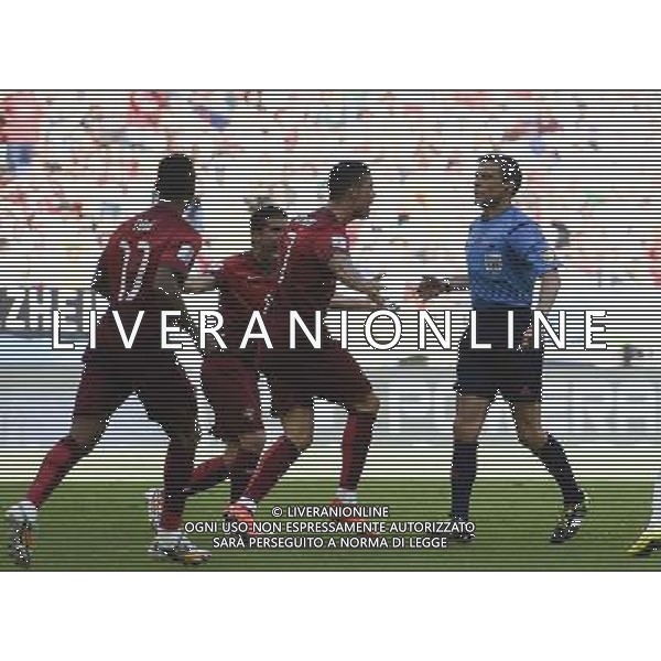 (140616) -- SALVADOR, June 16, 2014 () -- Portugal\'s Cristiano Ronaldo (2nd R) argues with Serbia\'s referee Milorad Mazic (R) during a Group G match between Germany and Portugal of 2014 FIFA World Cup at the Arena Fonte Nova Stadium in Salvador, Brazil, June 16, 2014. Germany won 4-0 over Portugal on Monday.(/Qi Heng)(rh) AG ALDO LIVERANI SAS ONLY ITALY