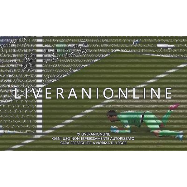 (140616) -- SALVADOR, June 16, 2014 () -- Portugal\'s goalkeeper Rui Patricio fails to block a penalty kick during a Group G match between Germany and Portugal of 2014 FIFA World Cup at the Arena Fonte Nova Stadium in Salvador, Brazil, June 16, 2014. Germany won 4-0 over Portugal on Monday.(/Liu Bin)(rh) AG ALDO LIVERANI SAS ONLY ITALY