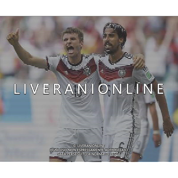 (140616) -- SALVADOR, June 16, 2014 () -- Germany\'s Thomas Muller (L) celebrates with Sami Khedira for his third goal during a Group G match between Germany and Portugal of 2014 FIFA World Cup at the Arena Fonte Nova Stadium in Salvador, Brazil, June 16, 2014. (/Yang Lei)(xzj) AG ALDO LIVERANI SAS ONLY ITALY