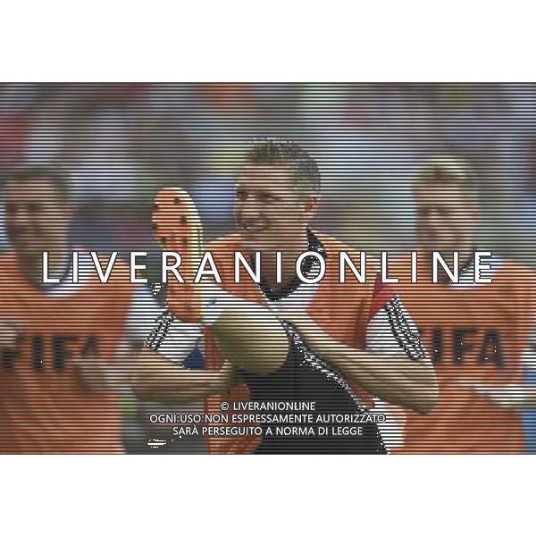 (140616) -- SALVADOR, June 16, 2014 () -- Germany\'s Bastian Schweinsteiger is seen during warm-up prior to a Group G match between Germany and Portugal of 2014 FIFA World Cup at the Arena Fonte Nova Stadium in Salvador, Brazil, June 16, 2014. (/Yang Lei)(xzj) AG ALDO LIVERANI SAS ONLY ITALY
