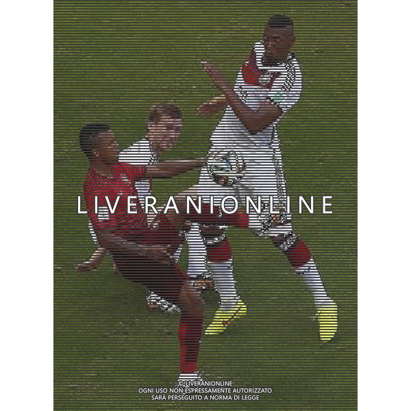 (140616) -- SALVADOR, June 16, 2014 () -- Germany\'s Jerome Boateng vies with Portugal\'s Nani during a Group G match between Germany and Portugal of 2014 FIFA World Cup at the Arena Fonte Nova Stadium in Salvador, Brazil, June 16, 2014. (/Liu Bin)(rh) AG ALDO LIVERANI SAS ONLY ITALY