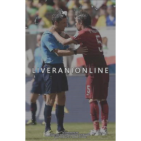 (140616) -- SALVADOR, June 16, 2014 () -- Portugal\'s Fabio Coentreo (R) negotiates with Serbia\'s referee Milorad Mazic during a Group G match between Germany and Portugal of 2014 FIFA World Cup at the Arena Fonte Nova Stadium in Salvador, Brazil, June 16, 2014. (/Yang Lei)(xzj) AG ALDO LIVERANI SAS ONLY ITALY