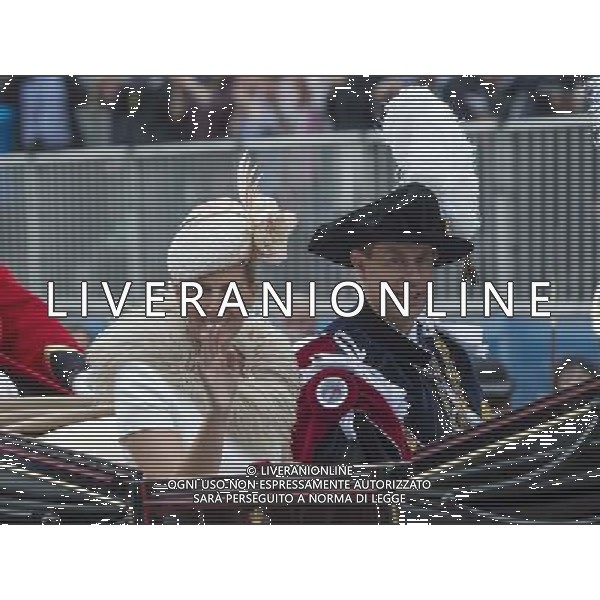 THE COUNTESS OF WESSEX AND THE EARL OF WESSEX THE GARTER SERVICE AT ST GEORGES CHAPEL WINDSOR ©photoshot/Agenzia Aldo Liverani sas - ITALY ONLY - EDITORIAL USE ONLY - REALI INGLESI: La Regina Elisabetta II d\'inghilterra e la famiglia reale in processione con i membri dell\'Ordine della Giarrettiera alla Cappella di San Giorgio. Castello di Windsor. Londra 